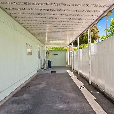 Palm Spring Mid-Century Home! Palm Springs Exterior photo