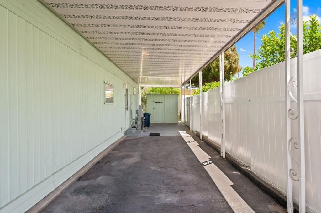 Palm Spring Mid-Century Home! Palm Springs Exterior photo